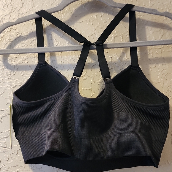 Women's Strappy Sports Bra - 2 Pack - Picture 2 of 4